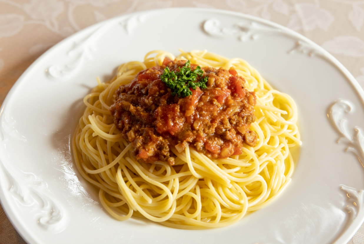 【ラムキーマカレーアレンジレシピ】ラムのスパイスミートソースパスタ